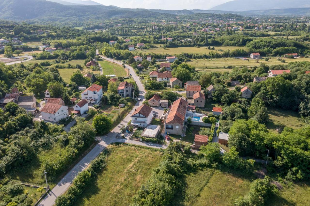 Holiday House Mala Sinj Exteriér fotografie